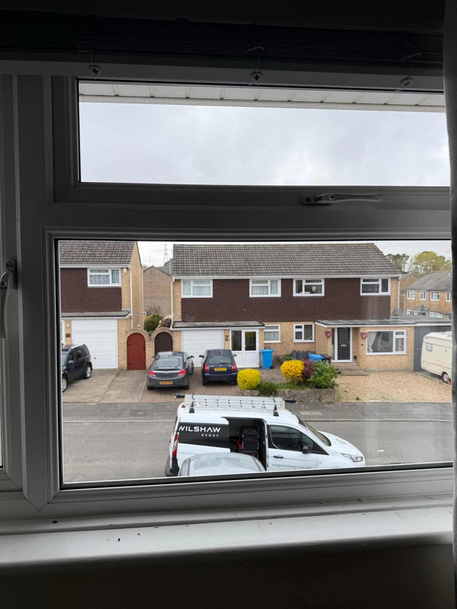 The same window after the failed unit was replaced, the glass clear again